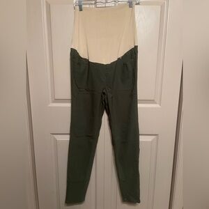 Stylish Green and Cream 
 Maternity Jean Leggings